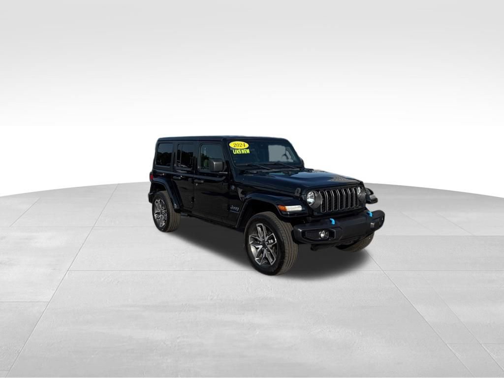 Used 2024 Jeep Wrangler Unlimited w/ Convenience Group AWD/4WD image 8