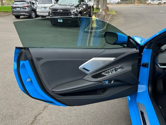 Used 2021 Chevrolet Corvette Stingray Preferred Conv w/ Z51 Performance Package RWD image 11