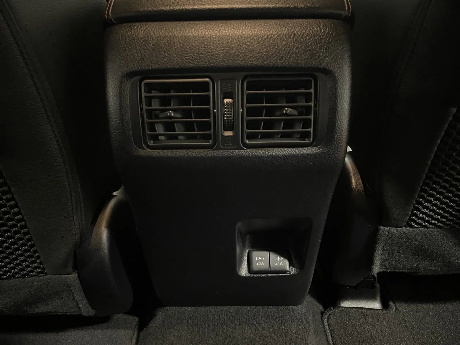 Used 2022 Toyota 4Runner TRD Off-Road Premium image 30