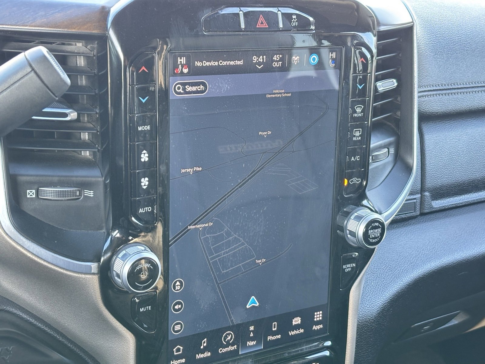 Used 2024 RAM 2500 Laramie image 5