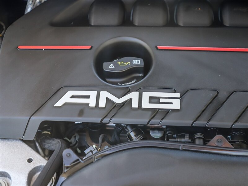 Used 2021 Mercedes-Benz GLA 35 AMG 4MATIC image 38