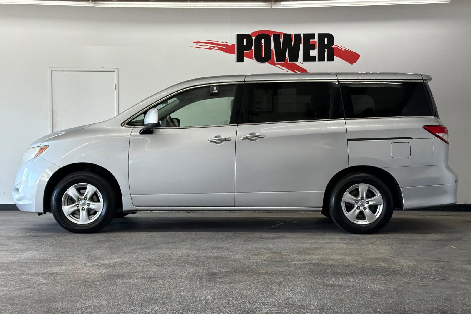 Used 2015 Nissan Quest SV image 6