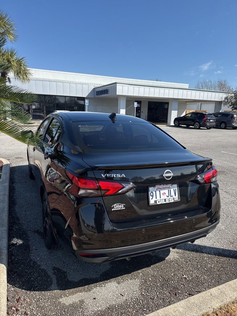 Used 2025 Nissan Versa SR w/ Trunk Package image 7