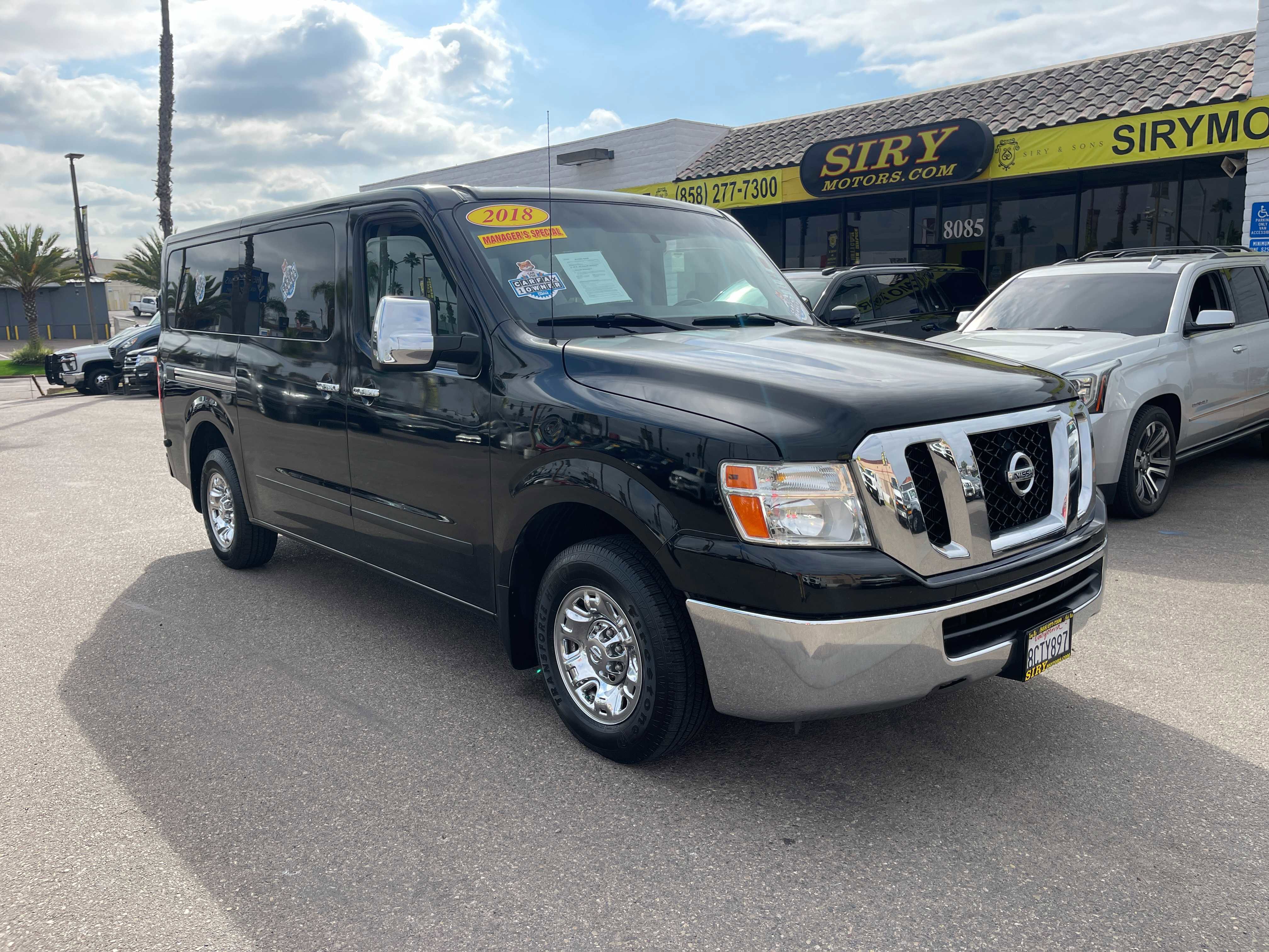 Used 2018 Nissan NV 3500 SV w/ Navigation Package image 1