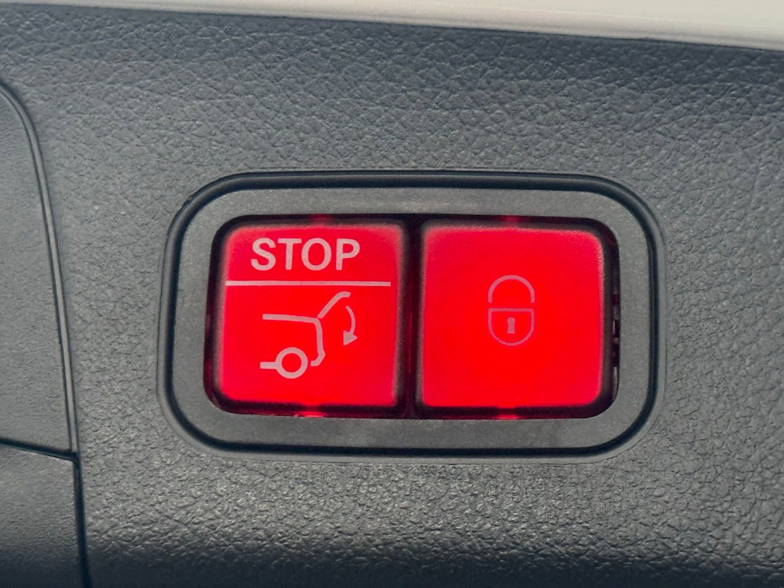 Certified 2025 Mercedes-Benz GLA 250 image 15