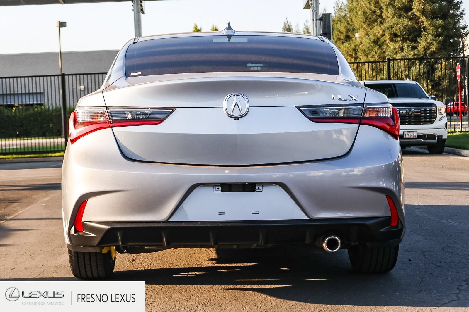 Used 2019 Acura ILX w/ Premium Package FWD image 5