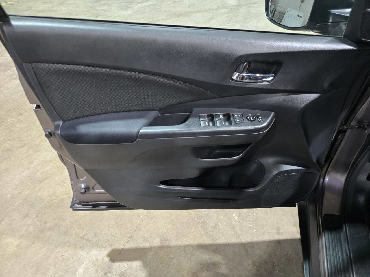 Used 2016 Honda CR-V EX image 24