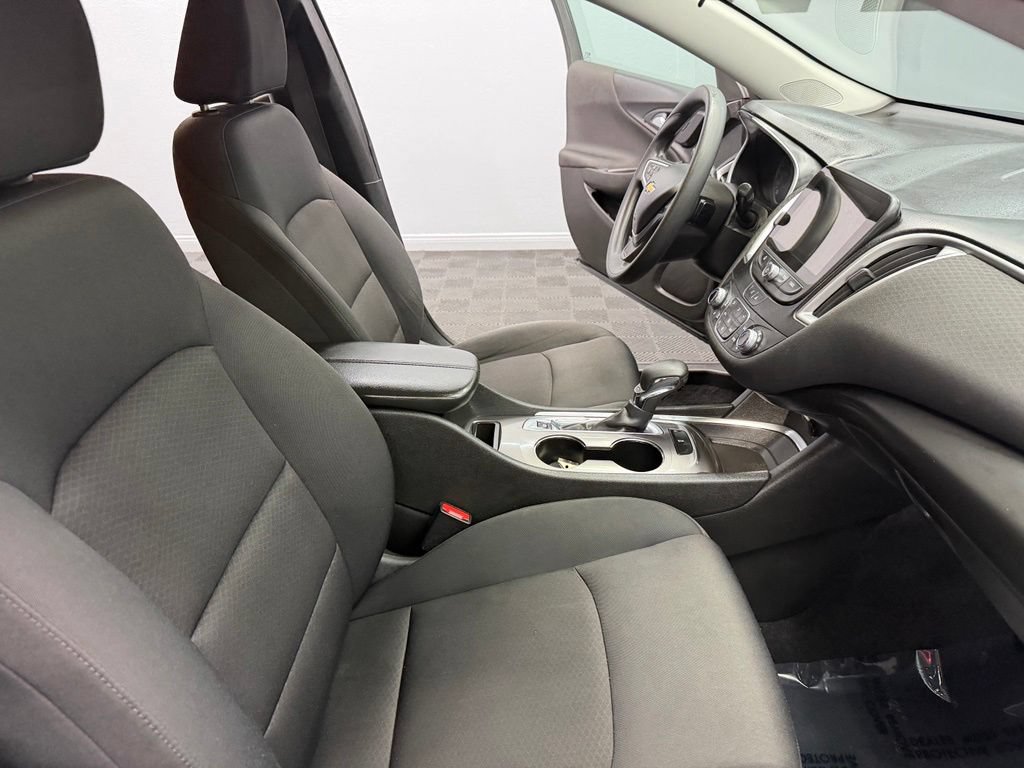 Used 2022 Chevrolet Malibu LT FWD image 50