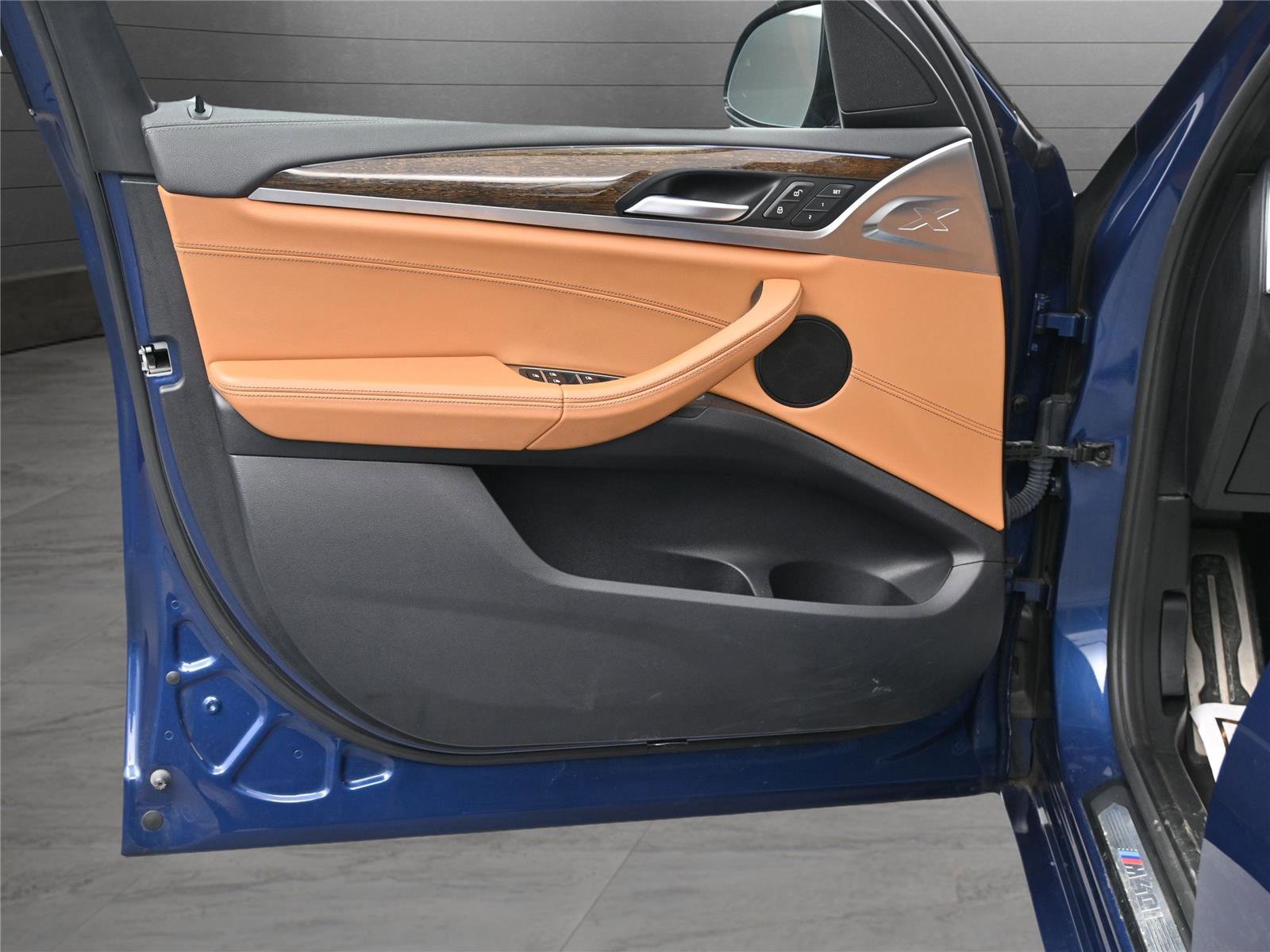 Used 2018 BMW X3 M40i image 10