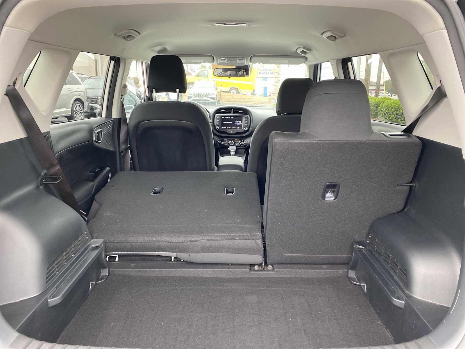 Used 2022 Kia Soul LX w/ Technology Package image 32
