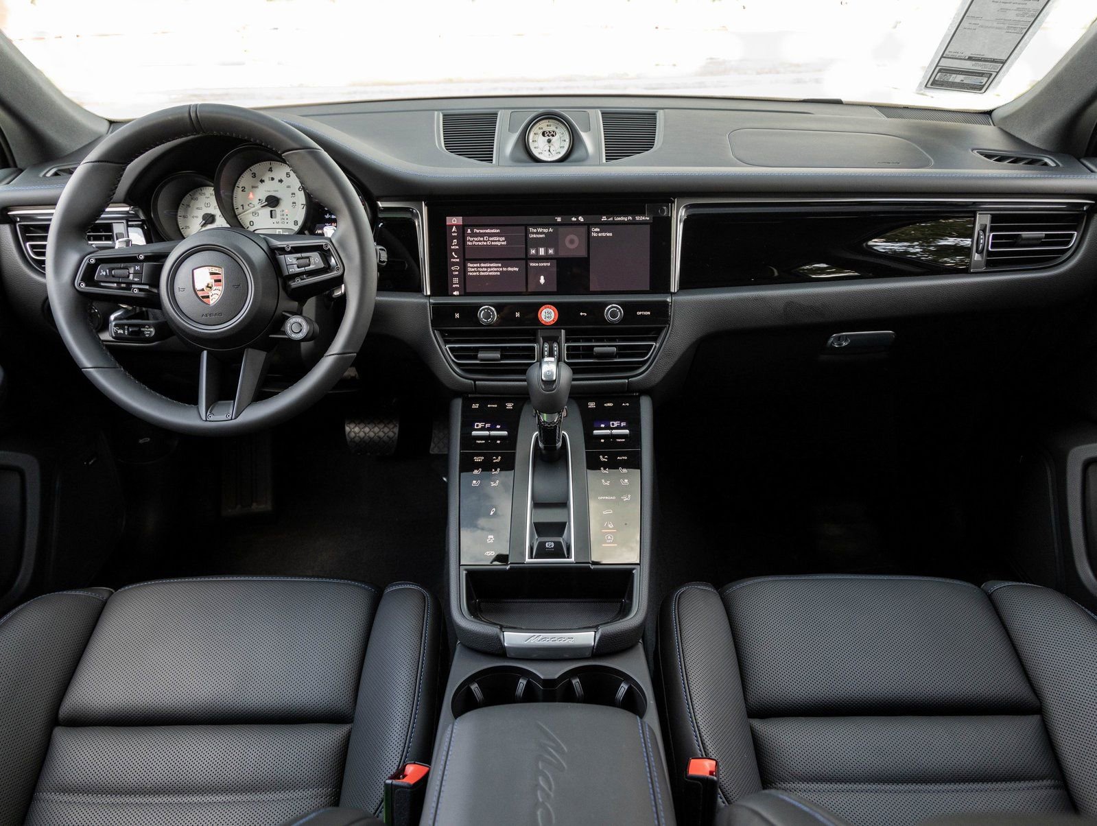 Certified 2026 Porsche Macan S image 12