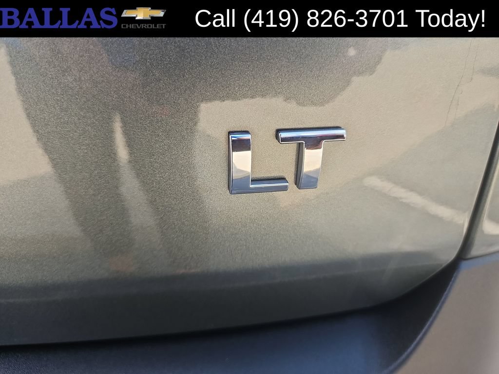 Certified 2022 Chevrolet Traverse LT FWD image 30
