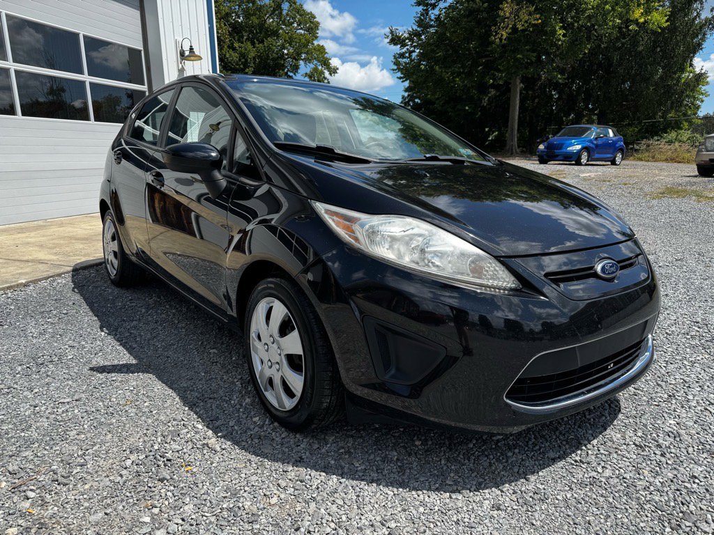 Used 2012 Ford Fiesta SE image 3