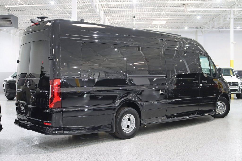 Used 2024 Mercedes-Benz Sprinter 3500 image 8