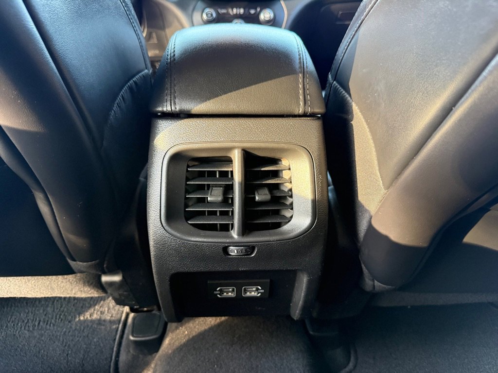 Used 2021 Jeep Cherokee Latitude Plus image 19