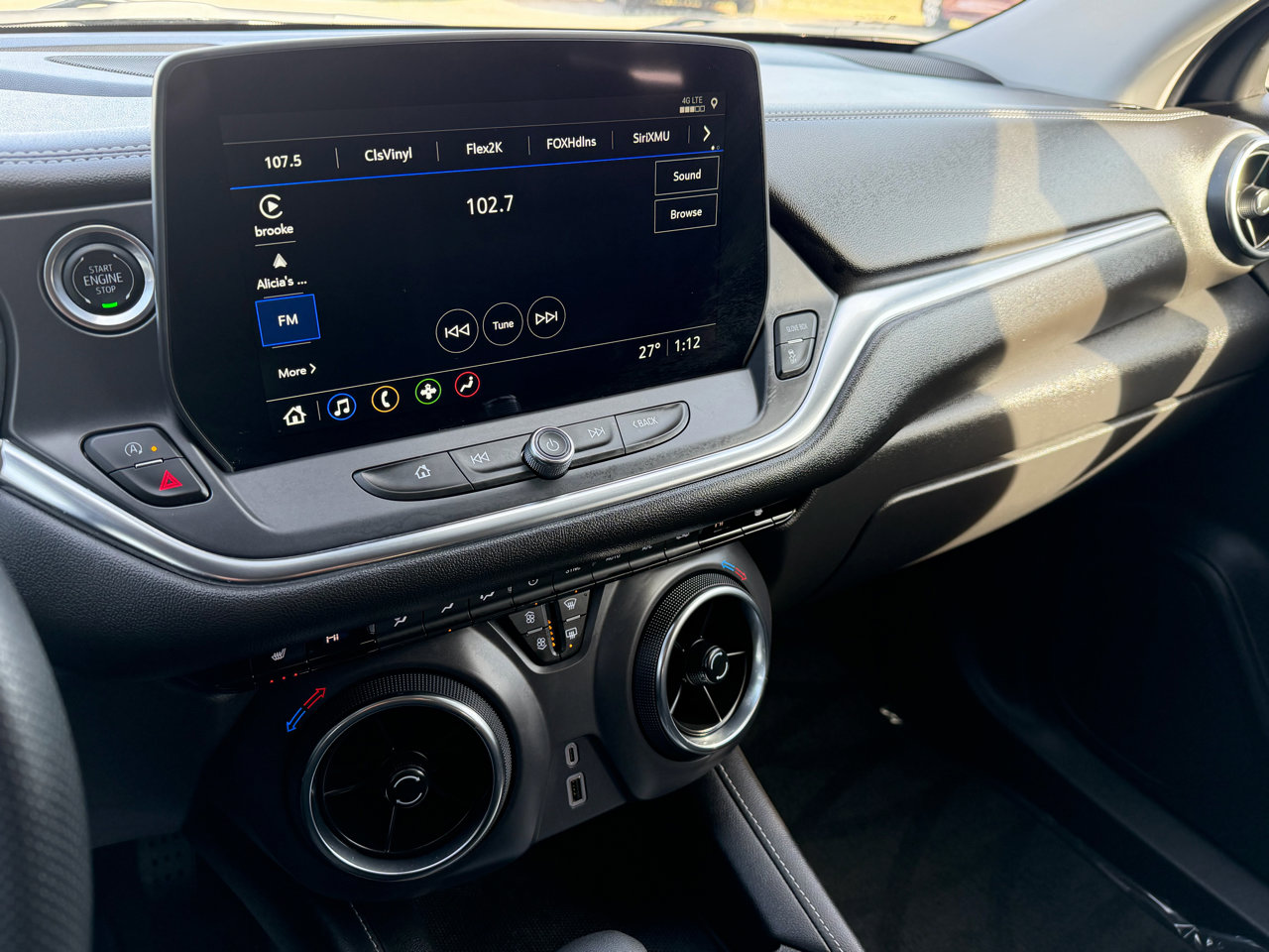 Used 2025 Chevrolet Blazer LT image 17