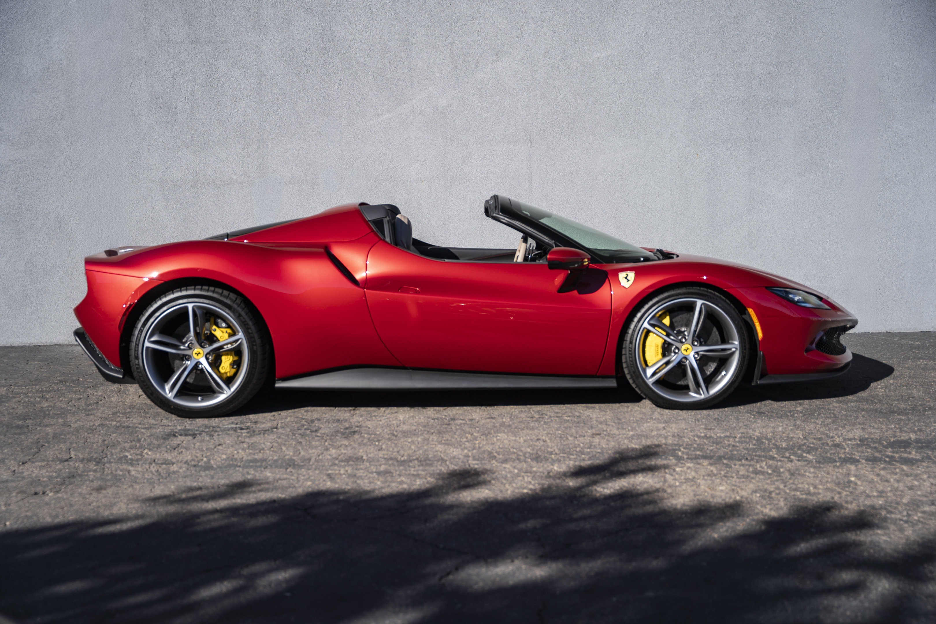 Used 2025 Ferrari 296 GTS RWD image 6