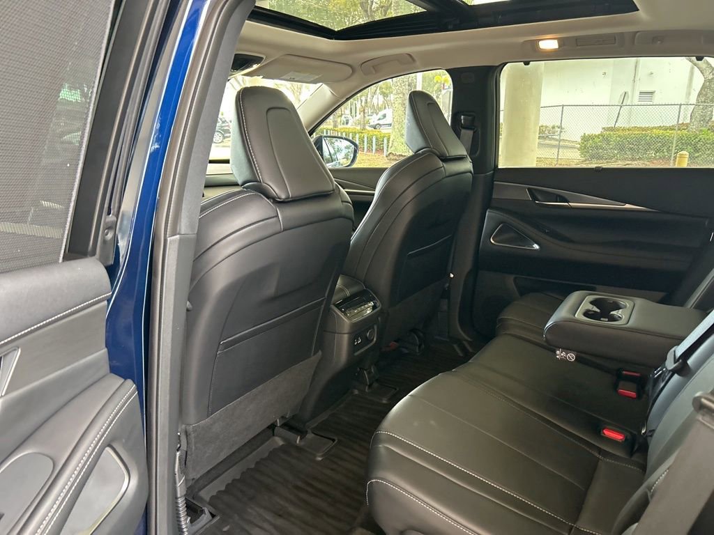 Used 2024 INFINITI QX60 Luxe w/ Performance Audio Package image 42