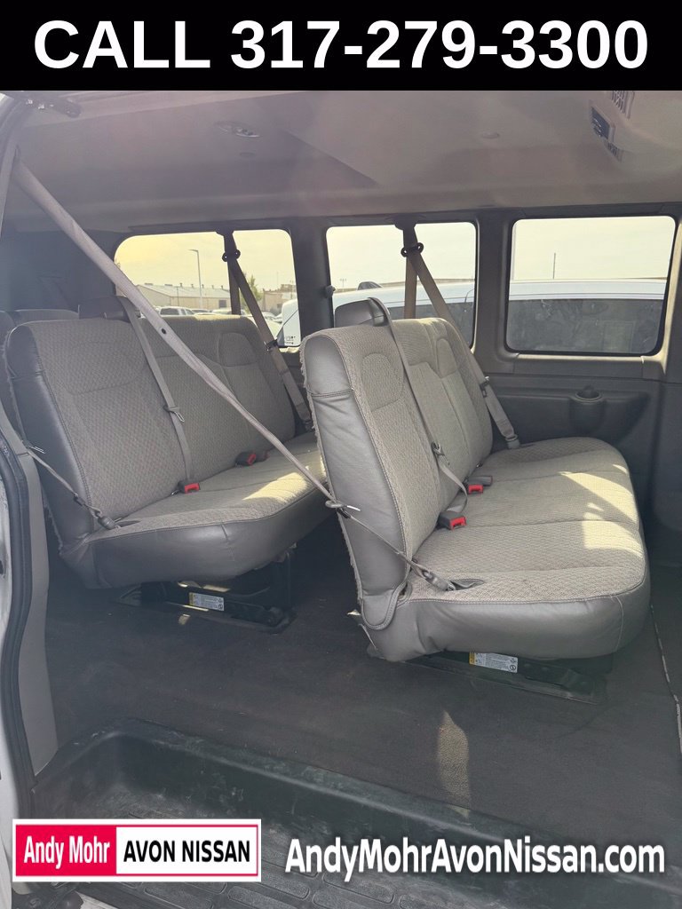 Used 2019 Chevrolet Express 3500 LT w/ LT Preferred Equipment Group RWD image 4
