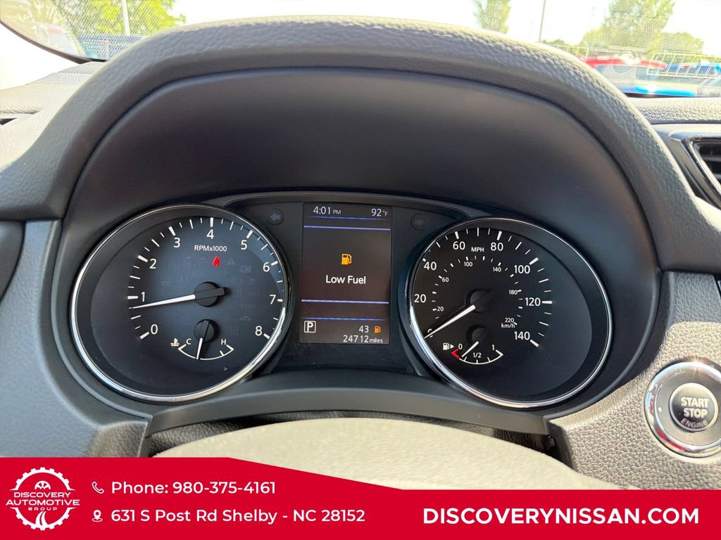 Certified 2019 Nissan Rogue SV w/ Premium Package FWD image 26