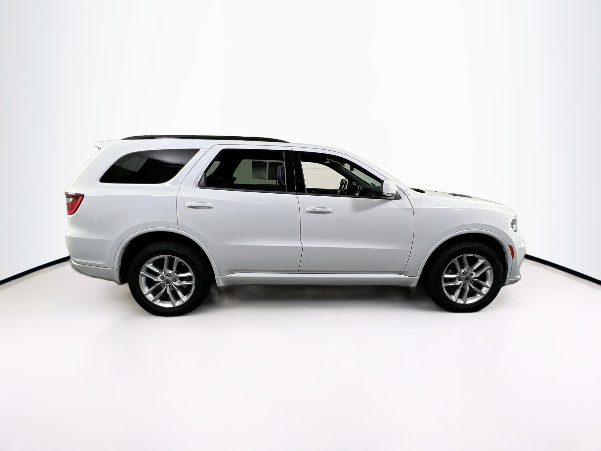 Used 2022 Dodge Durango GT image 4