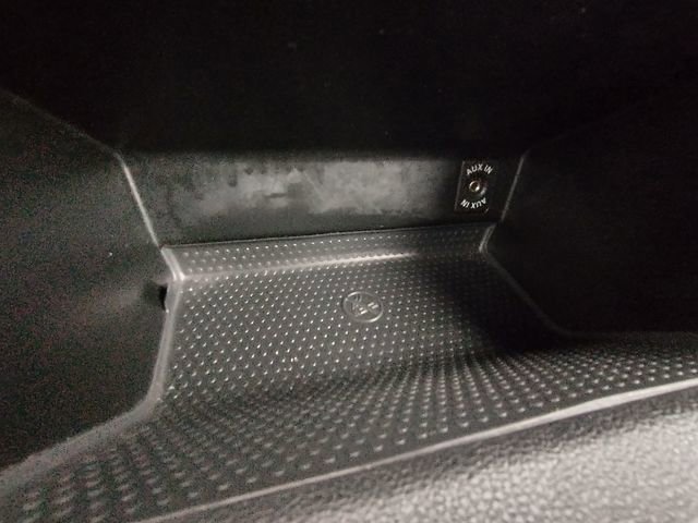 Used 2015 Volkswagen Beetle 1.8T image 40