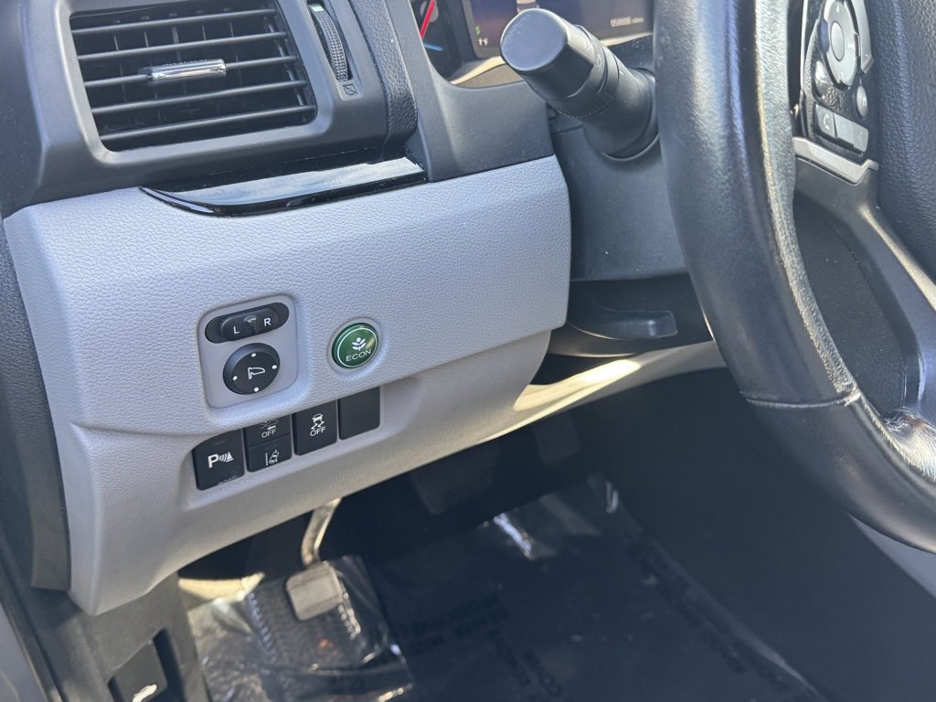 Used 2022 Honda Pilot Touring image 16