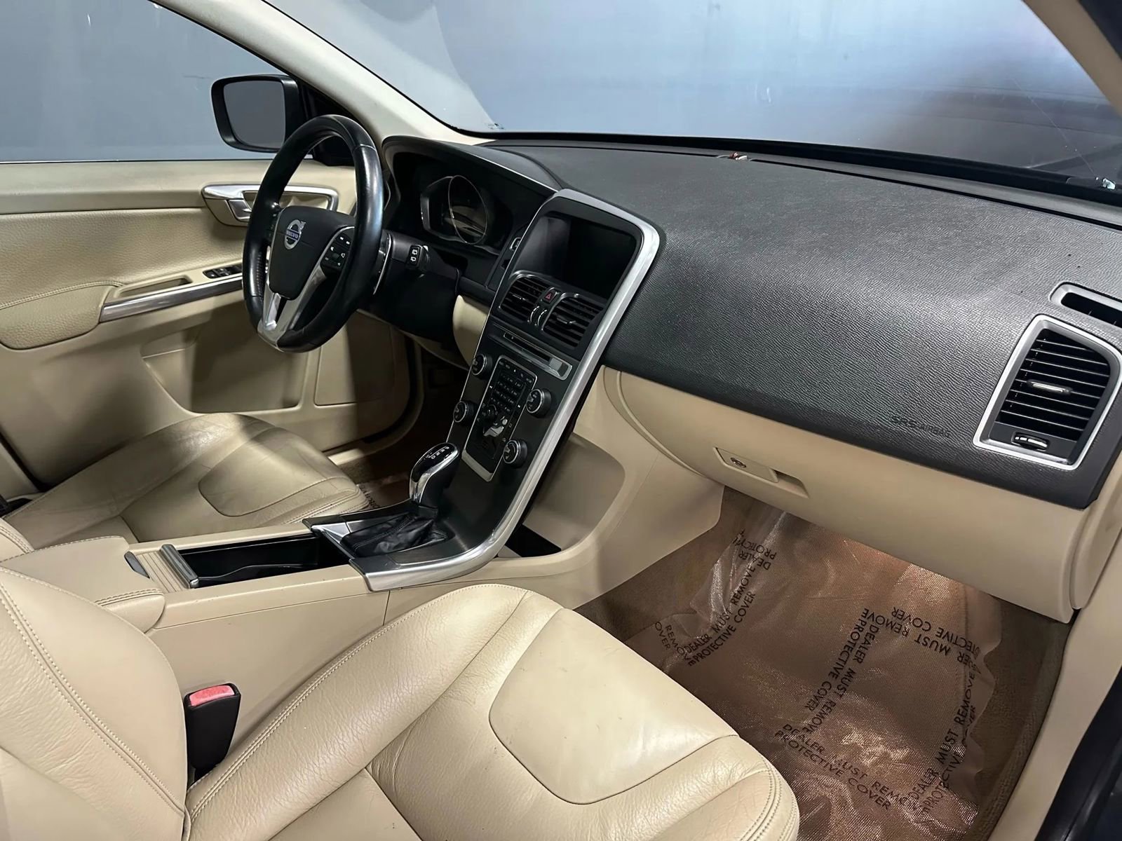 Used 2014 Volvo XC60 T6 image 20