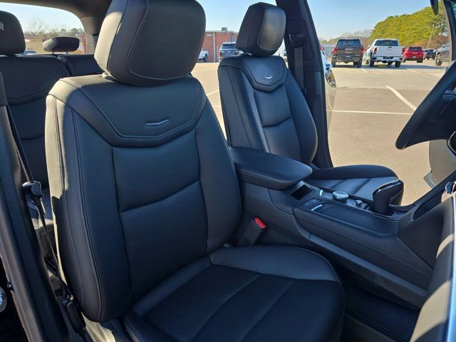 Certified 2024 Cadillac XT6 Luxury image 10