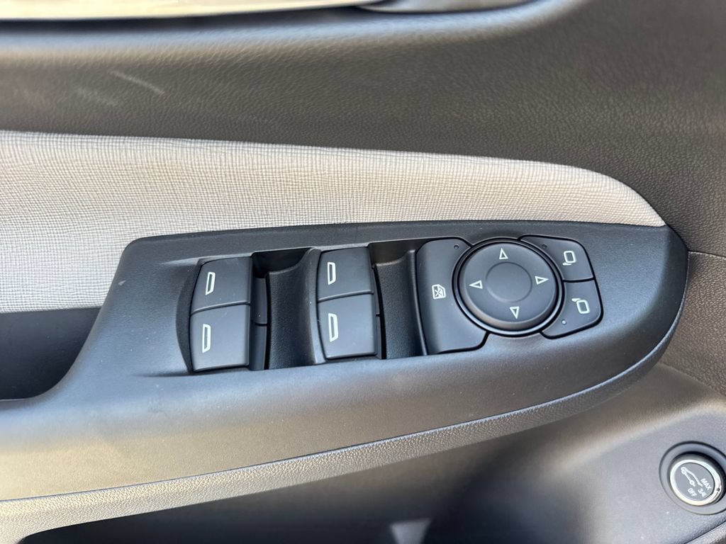 New 2026 Buick Envista Sport Touring FWD image 16