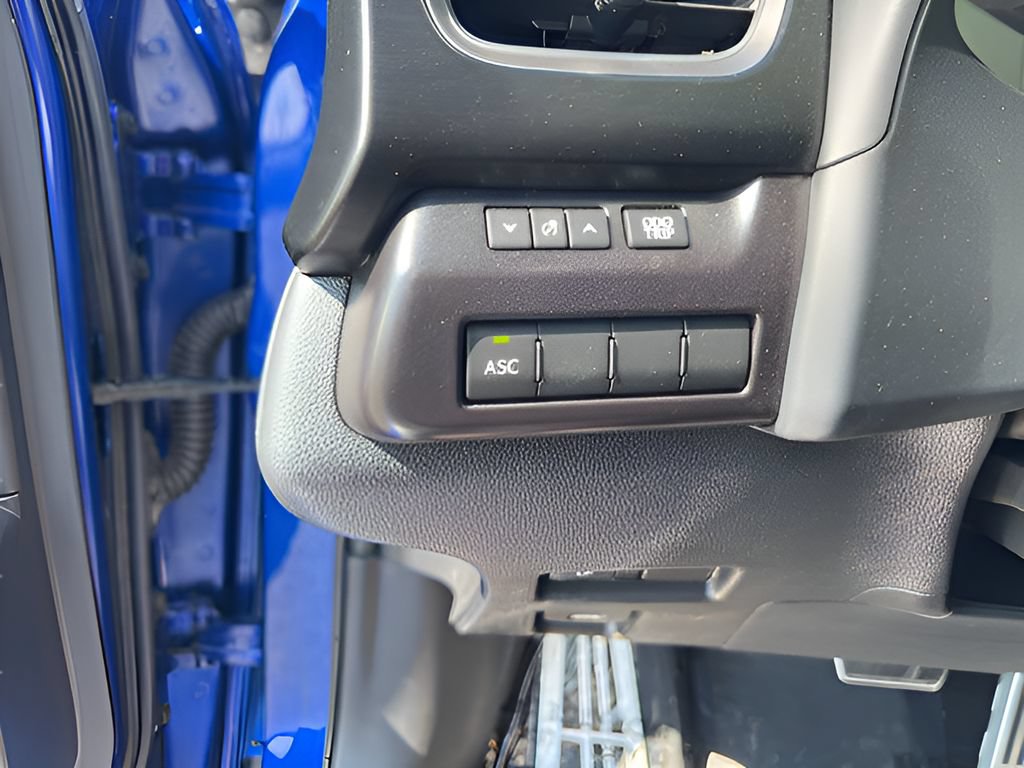 Used 2024 Lexus UX 250h F Sport AWD/4WD image 21