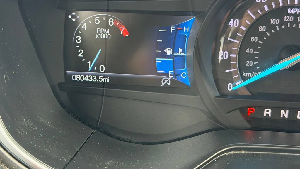 Used 2019 Ford Fusion SE FWD image 17