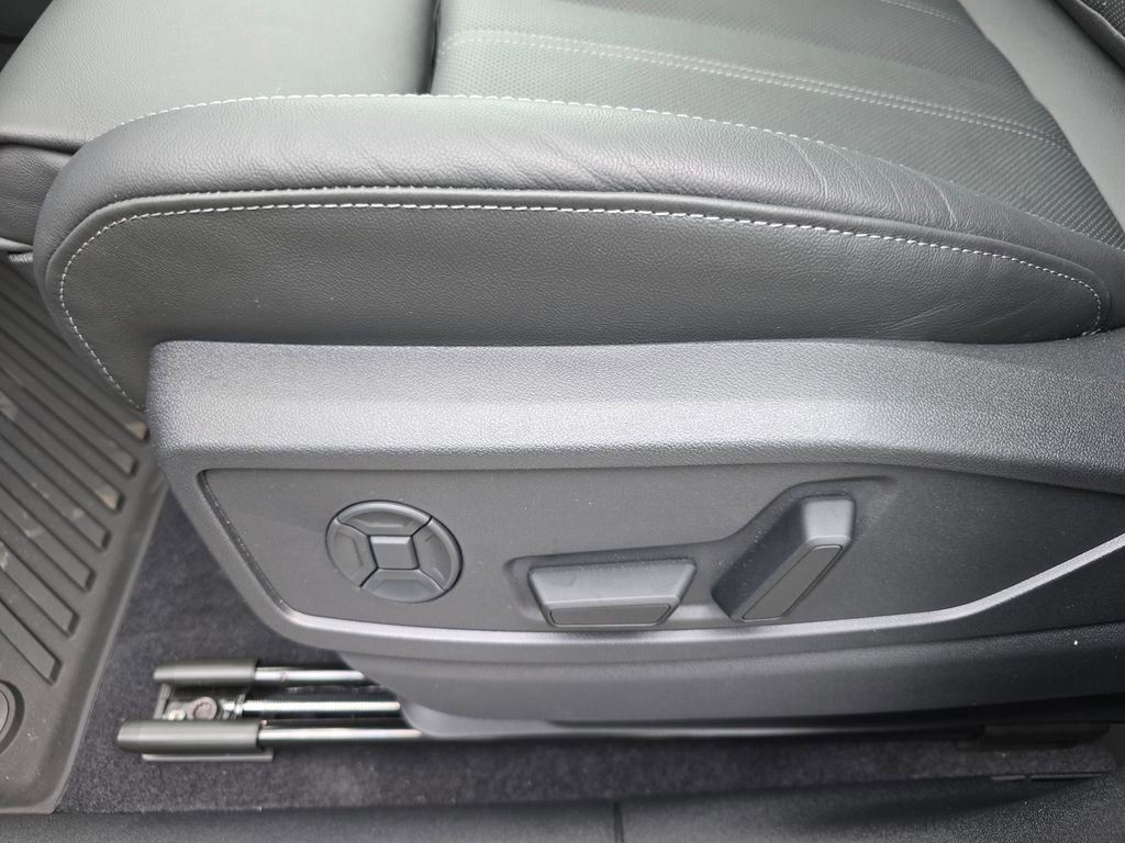 New 2026 Audi Q5 Premium Plus AWD/4WD image 17