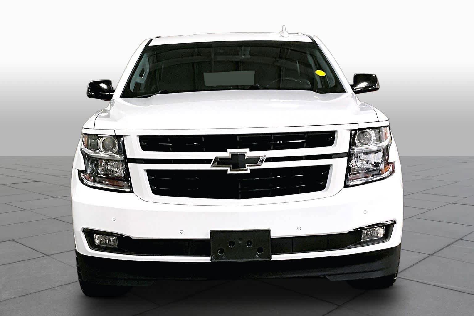 Used 2019 Chevrolet Suburban Premier AWD/4WD image 4