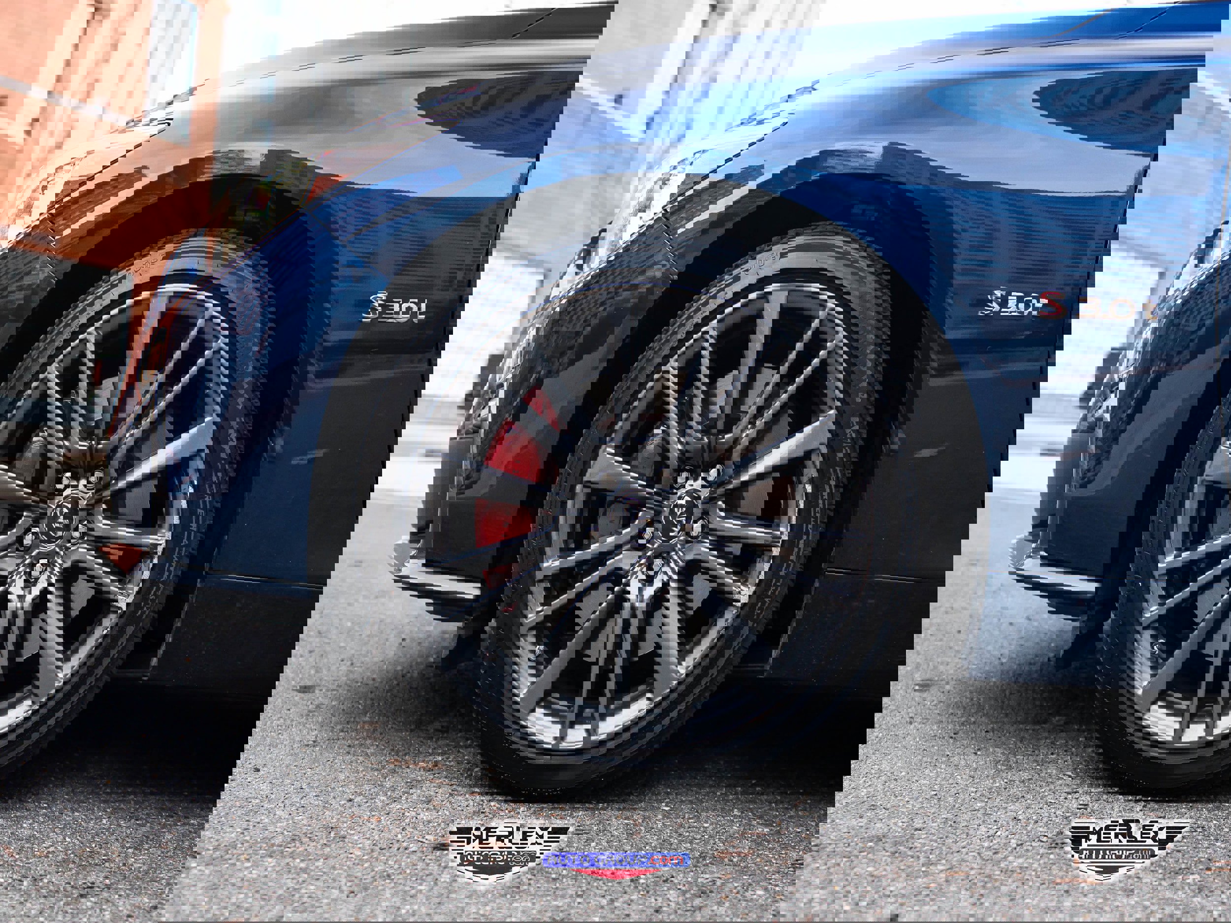 Used 2019 INFINITI Q50 Red Sport 400 w/ Sensory Package image 9