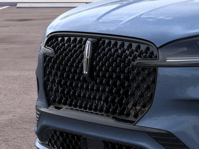 New 2026 Lincoln Aviator 2WD w/ Jet Appearance Package image 17