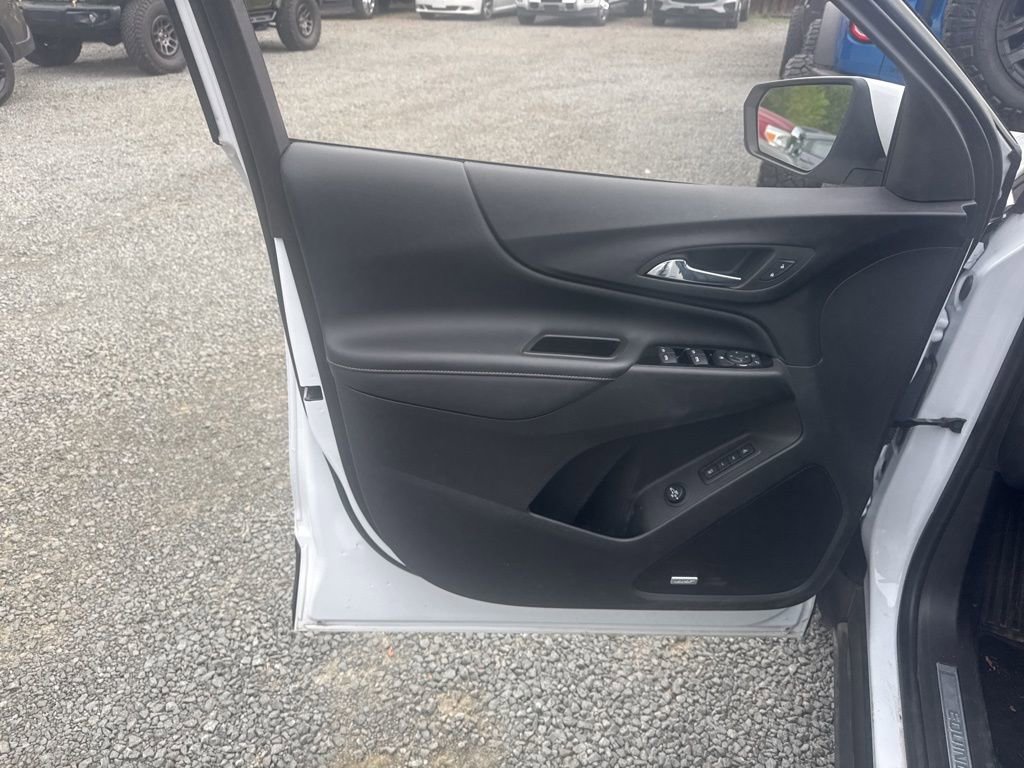 Certified 2024 Chevrolet Equinox Premier AWD/4WD image 17