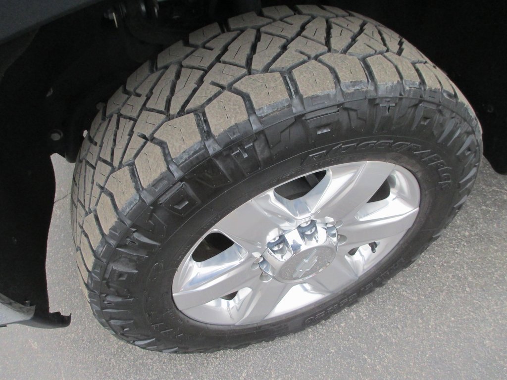 Used 2020 Chevrolet Silverado 2500 LTZ w/ LTZ Plus Package image 10