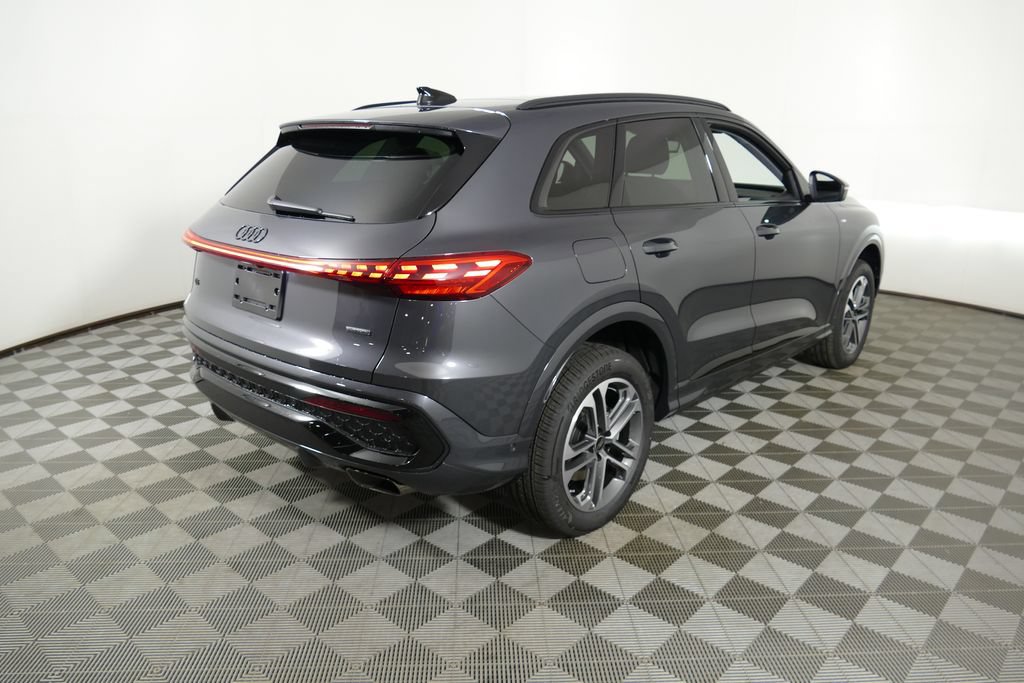 New 2026 Audi Q5 2.0T AWD/4WD image 3