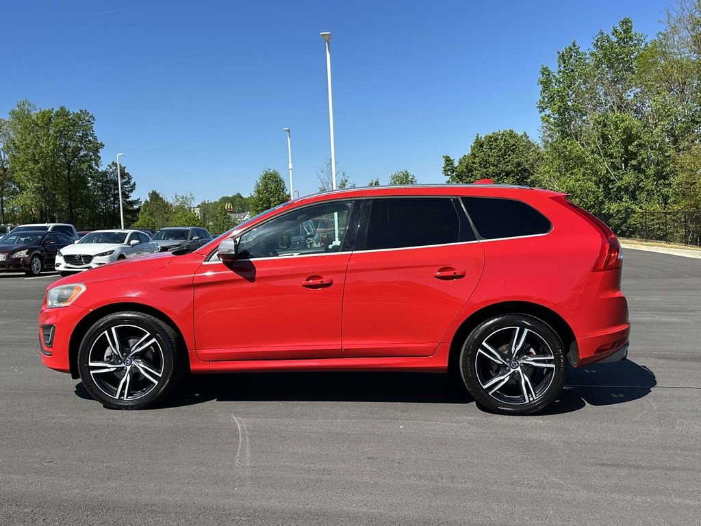 Used 2017 Volvo XC60 T6 R-Design w/ Climate Package image 24