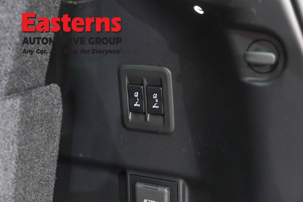 Used 2024 Lexus GX 550 w/ Cold Area Package AWD/4WD image 24