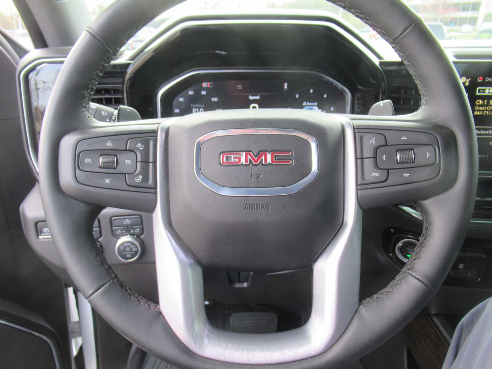 Used 2024 GMC Sierra 1500 Elevation w/ Preferred Package image 28