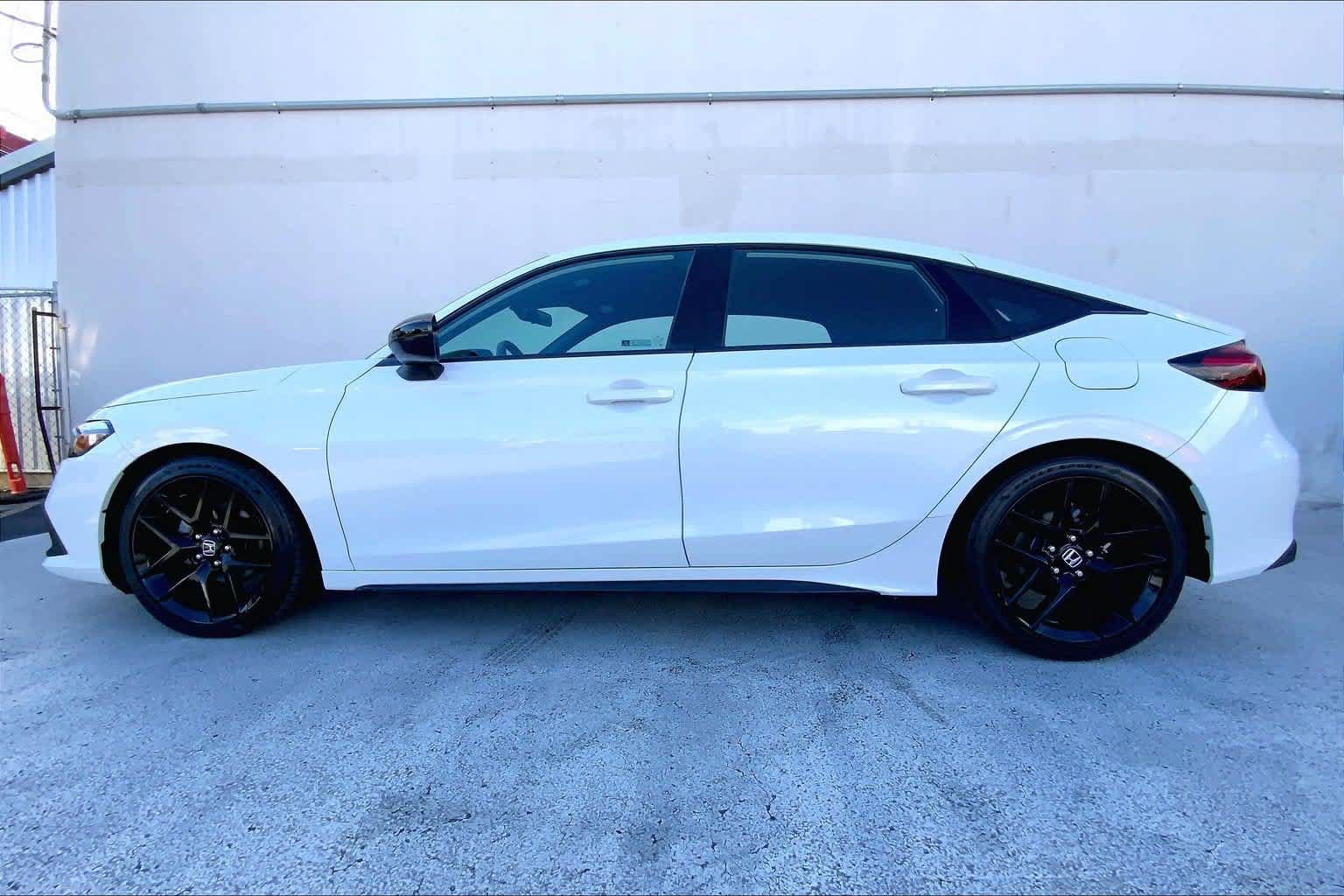 Used 2024 Honda Civic Sport image 3