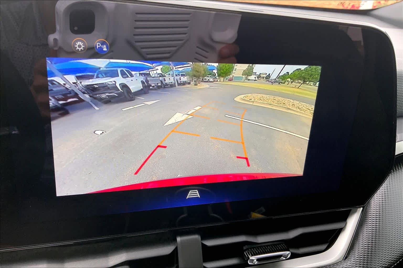 Used 2025 Chevrolet Equinox LT FWD image 26