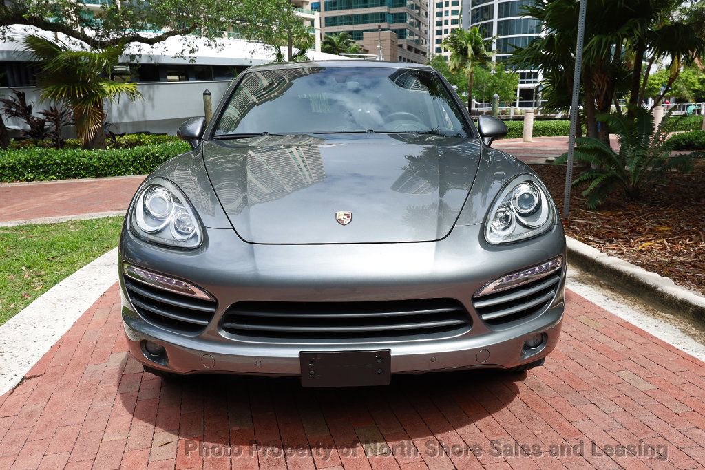 Used 2014 Porsche Cayenne Diesel AWD/4WD image 19