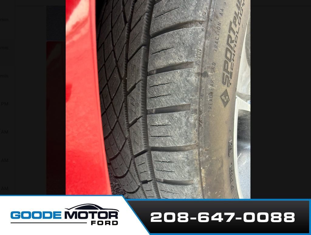 Used 2012 Dodge Challenger R/T RWD image 5
