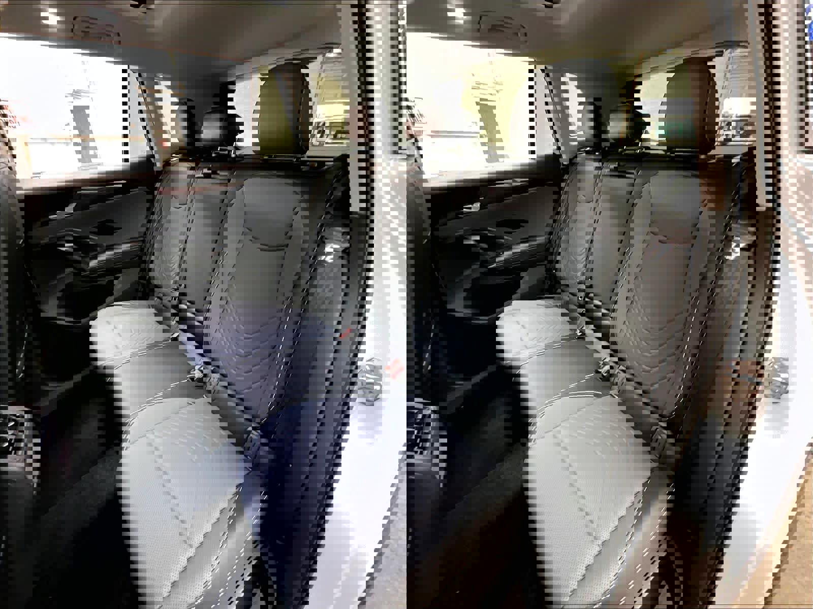 New 2026 Volkswagen Tiguan SE image 12