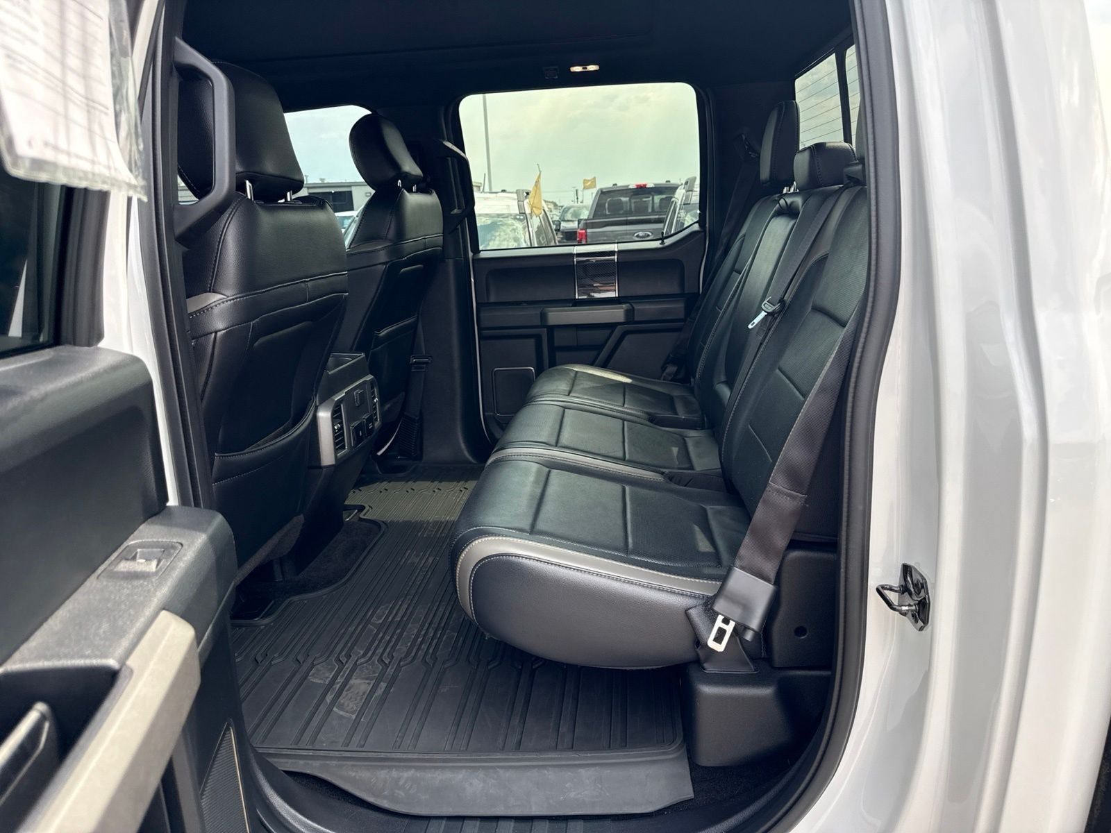 Used 2018 Ford F150 Raptor w/ Equipment Group 802A Luxury AWD/4WD image 37