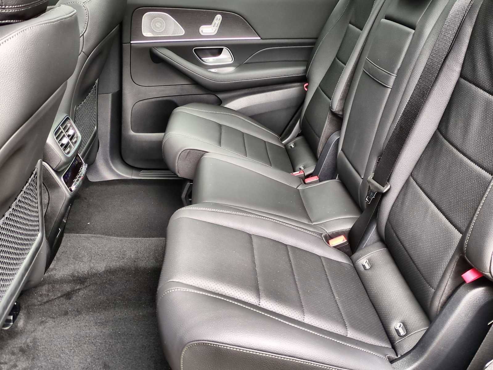 New 2025 Mercedes-Benz GLS 450 4MATIC image 21