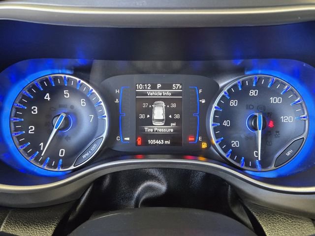 Used 2020 Chrysler Pacifica Touring-L image 17